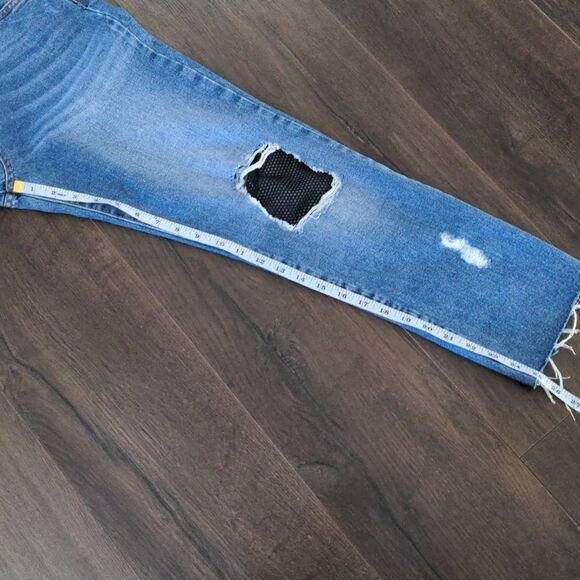 Stradivarius Straight Leg Jeans with Distressed Mesh Details size 2 - Picture 8 of 12